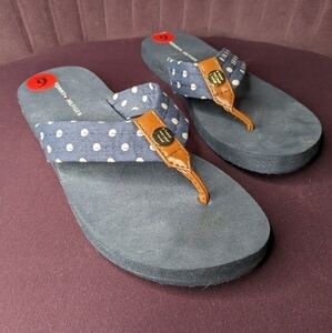Tommy Hilfiger Size 6 Blue Polka Dots Flip Flop‎ Sandals